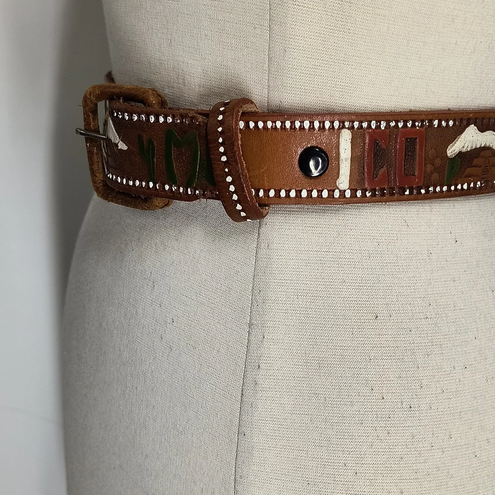 Vintage Mexican tooled brown leather western belt-fits waists 20 to 24 inches